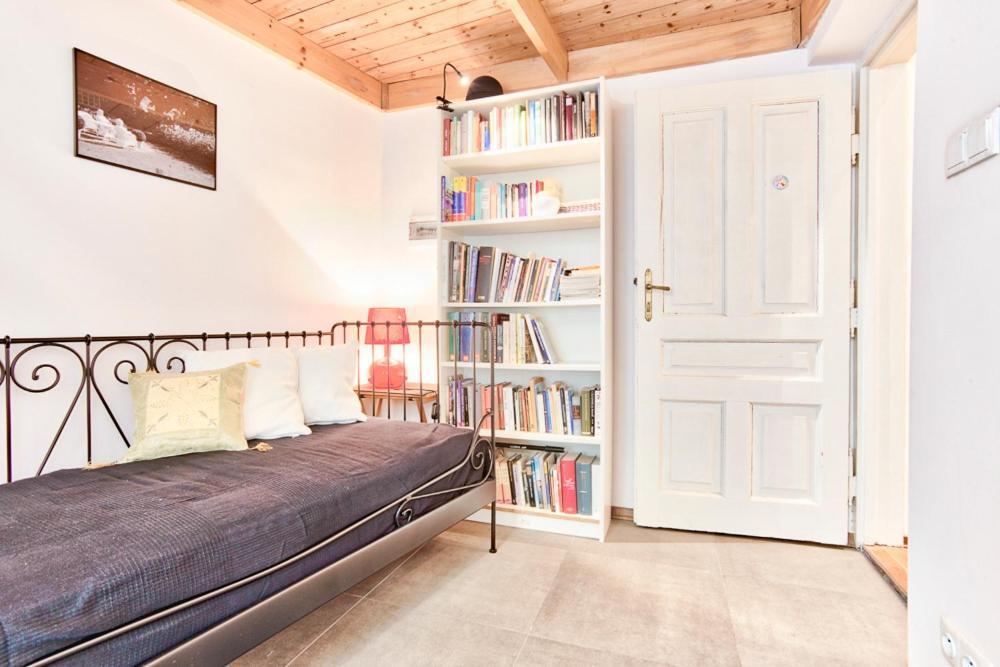 Zacisze Street Apartment Красков Екстериор снимка